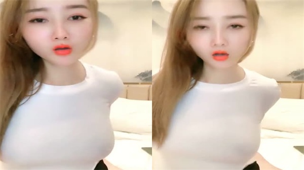 极品黑丝爆乳苗条骚货激情口交伺候，狼友疯狂开干